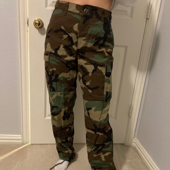 Army camo cargo pants - Picture 1 of 3
